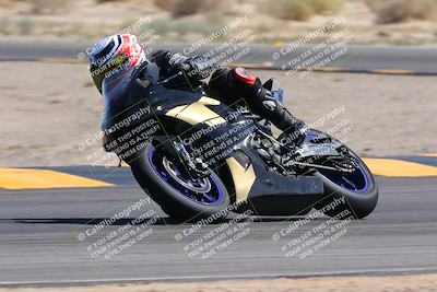 media/Oct-01-2023-SoCal Trackdays (Sun) [[4c570cc352]]/Turn 16 (120pm)/